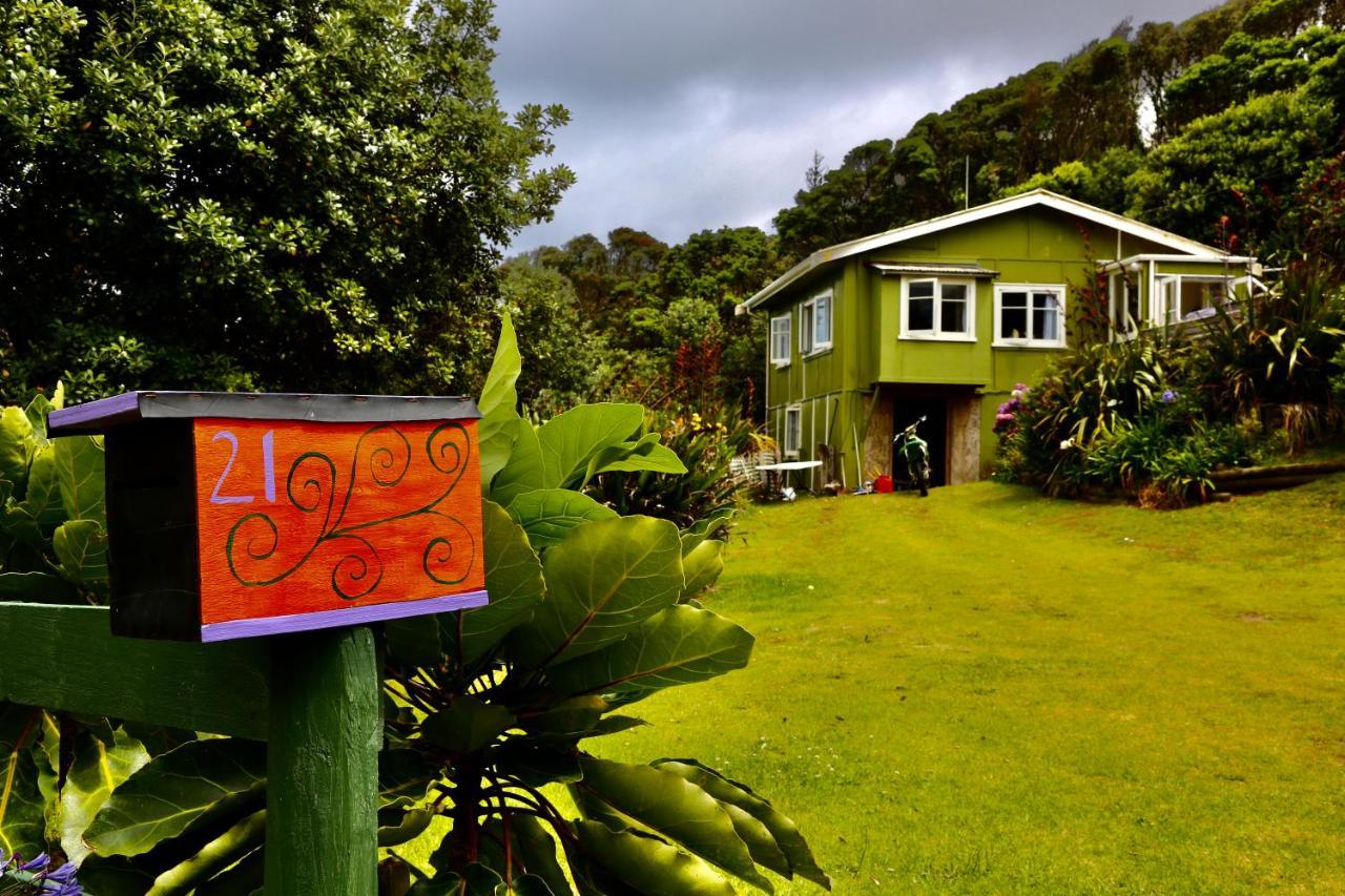 Toad Hall Baylys Beach Ngoại thất bức ảnh